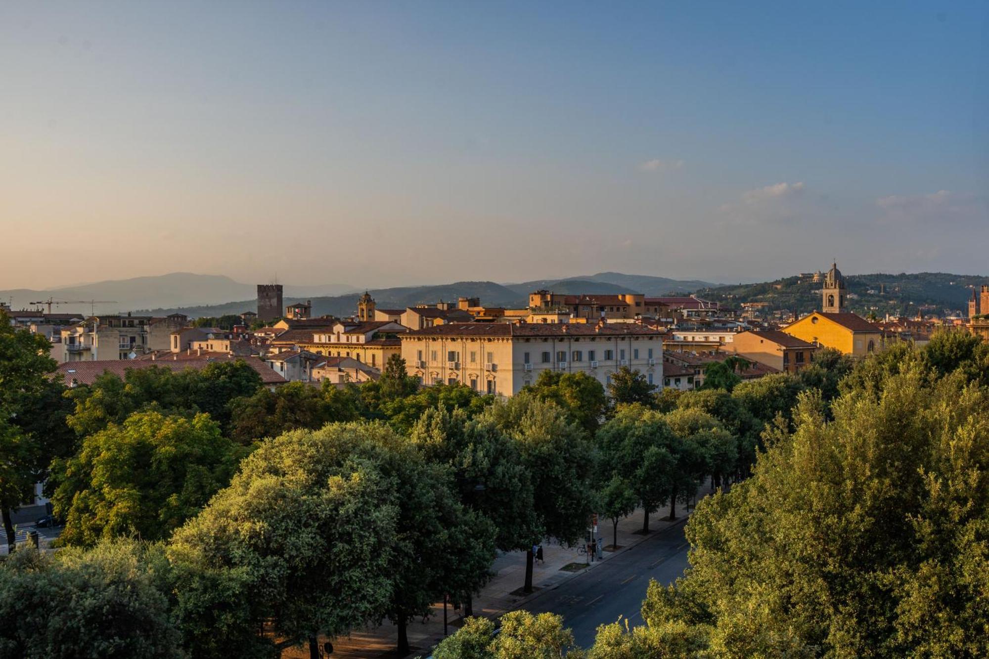 Boutique Hotel Trieste - Adults Only Verona Luaran gambar